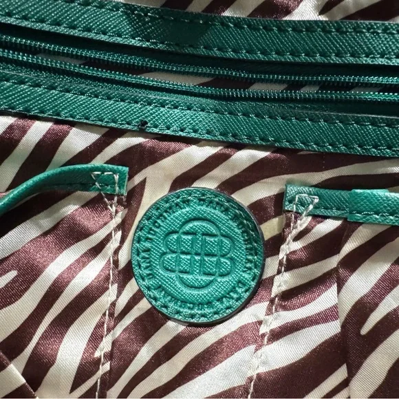 Dana Buchman Green Tote Purse Silver Hardware Zebra Interior Like New - Picture 5 of 5